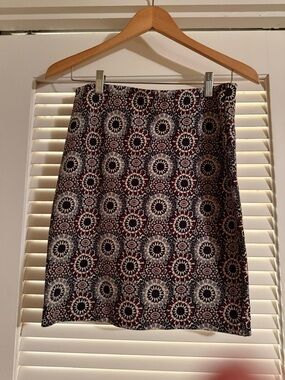 Ann Taylor Mini Skirt in Burgundy, Black, and Cream Medallion Print